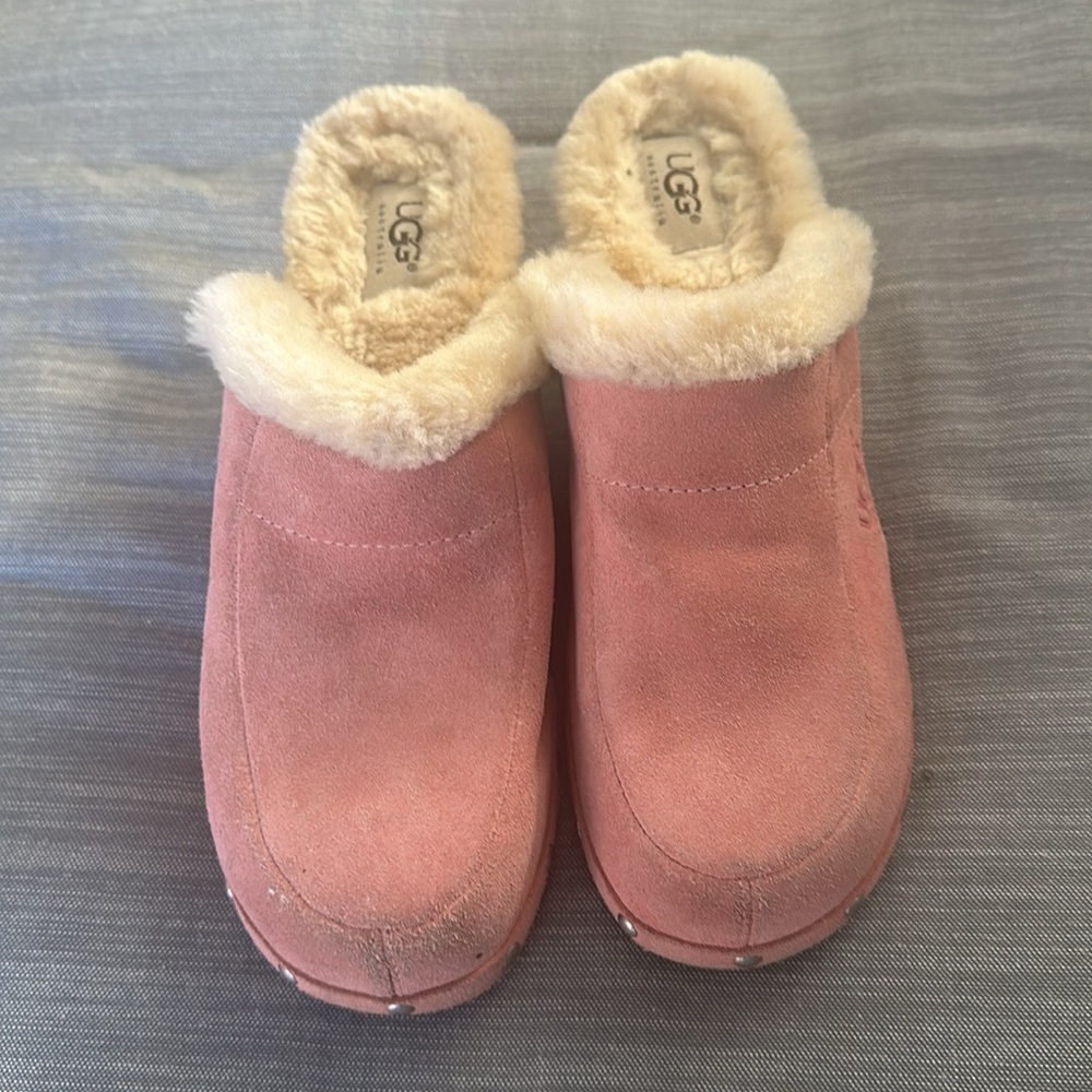 Pink UGG clogs - Picture 3 of 5